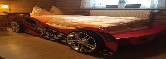 Ferienwohnungen Schmidt: Ferrari Bett für Kinder